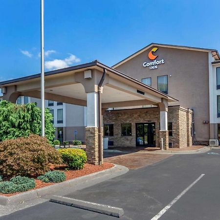 Comfort Inn Roanoke Civic Center Exterior photo